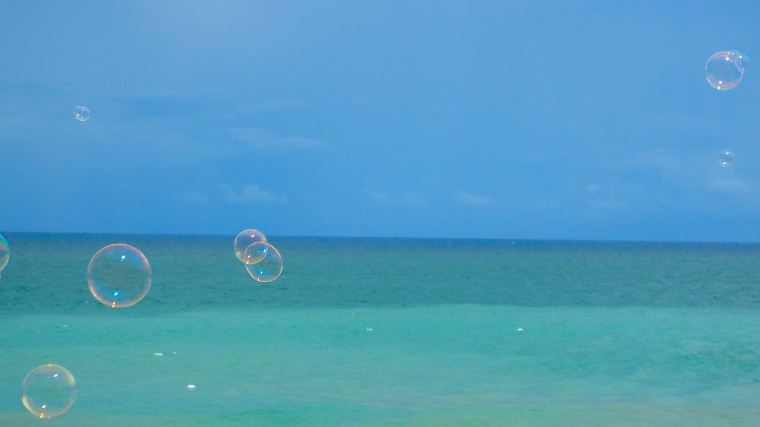 bubblesonthebeach